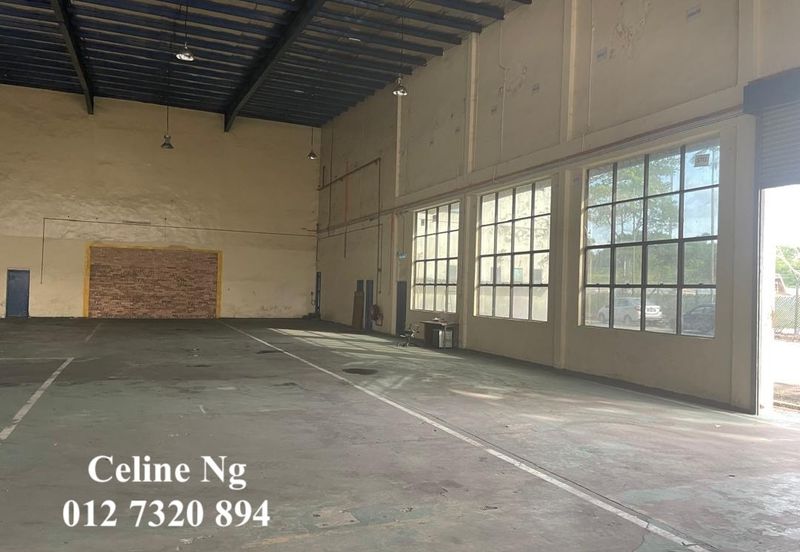 Kempas, Spacious Factory for Rent