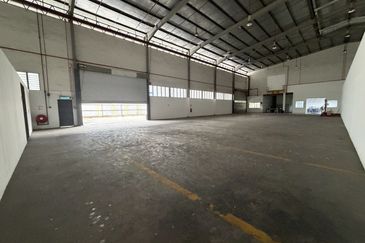 Kempas, Factory for Rent