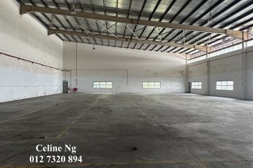 Kempas, Semi Detached Factory for Rent