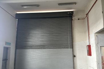 Kempas, Semi Detached Factory for Rent