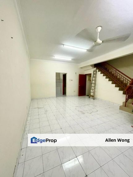 全场最便宜😍😍Mutiara Rini 双层排屋出租 Double Storey house for Rent , Johor, Skudai