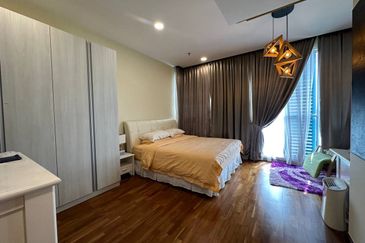 Somerset Puteri Harbour