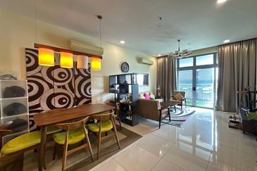 Somerset Puteri Harbour