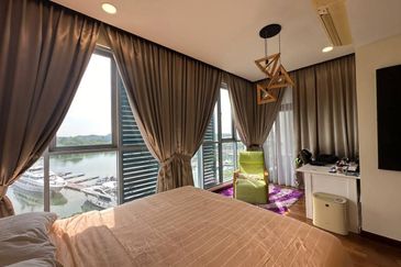 Somerset Puteri Harbour