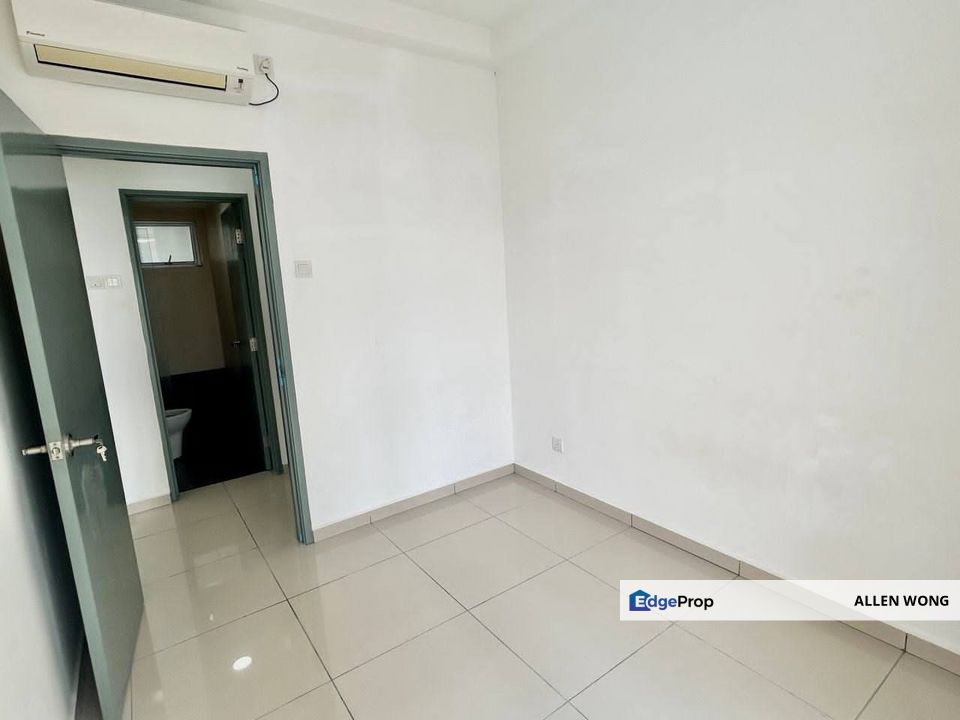Affordable Corner Lot Unit at One Sentral – Freehold, Prime Location & Great Value, Johor, Nusajaya