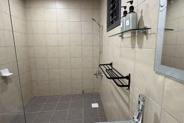 Dedaun Hijau (Greenfield Regency)