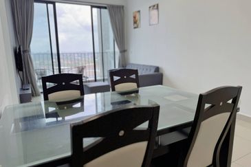 Dedaun Hijau (Greenfield Regency)