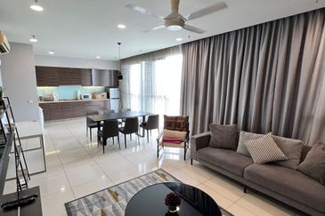 Somerset Puteri Harbour