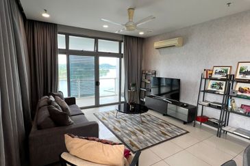 Somerset Puteri Harbour