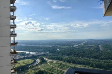 Starview Bay @ Forest City