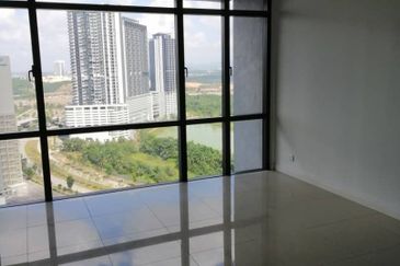 Grand Medini