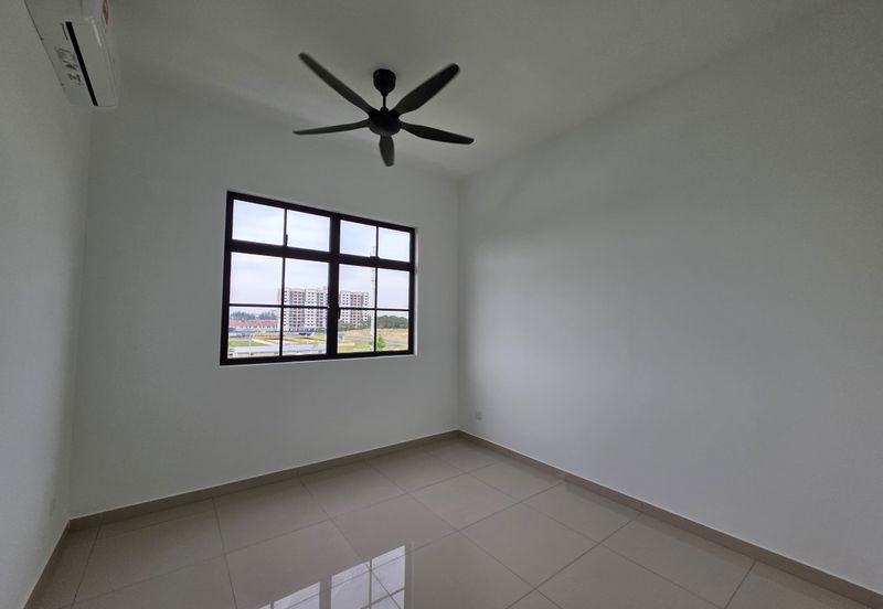 Tate Dalton @ Eco Botanic 2