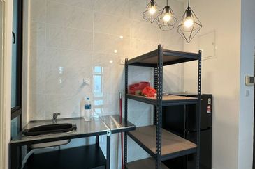 D'Summit Residences @ Kempas Utama