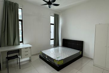 D'Summit Residences @ Kempas Utama