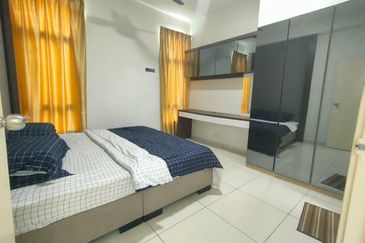 D'Summit Residences @ Kempas Utama