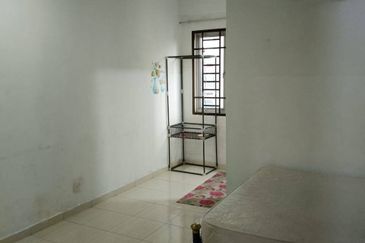 Bangunan Duta Impian (The Embassy Suites)