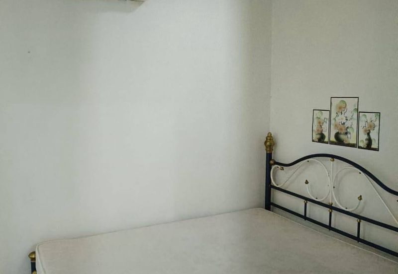 Bangunan Duta Impian (The Embassy Suites)