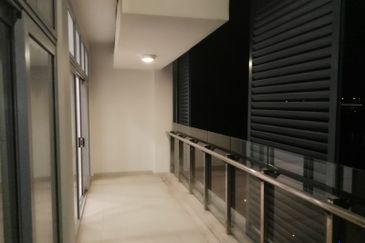 Somerset Puteri Harbour