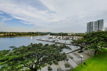 Somerset Puteri Harbour