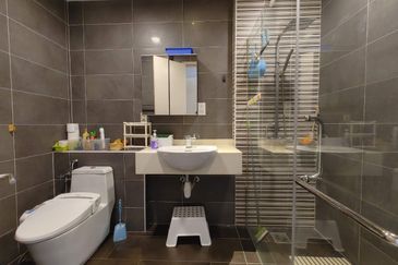 Somerset Puteri Harbour