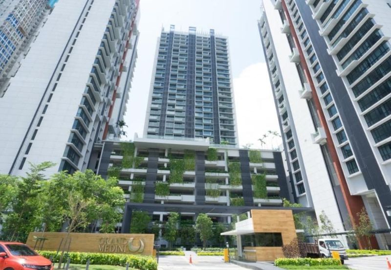 Grand Medini