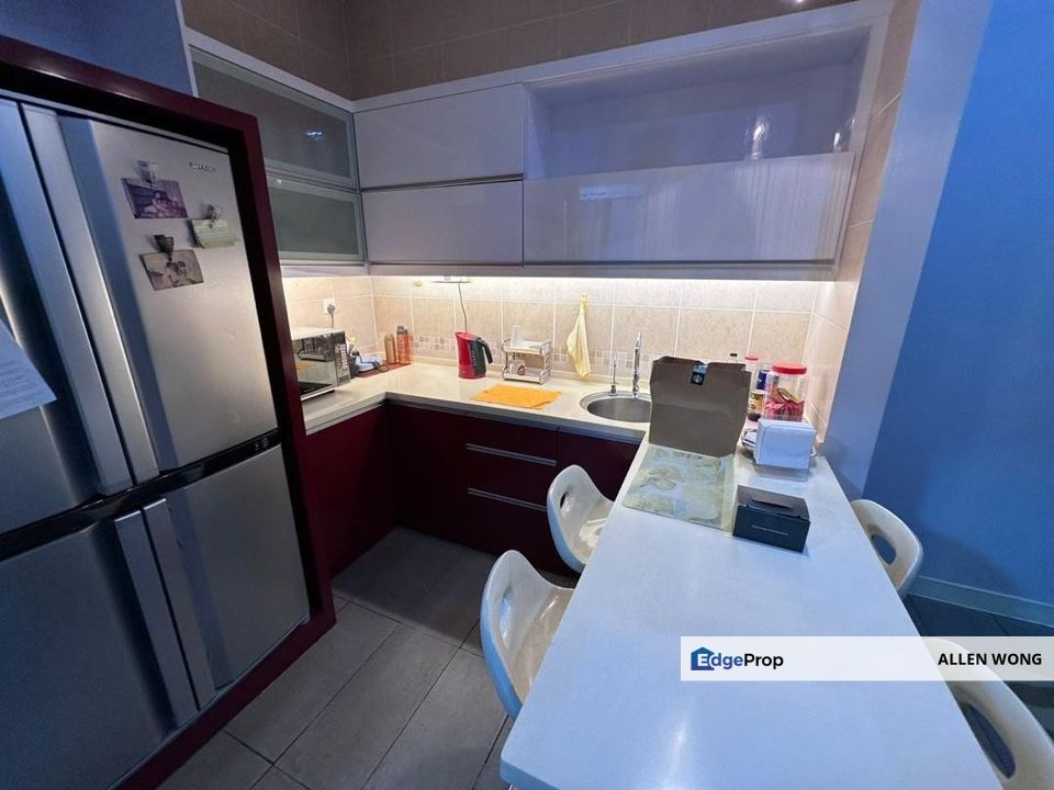 Spacious Superlink Terrace in East Ledang – 4+1 Bedrooms, Renovated & Freehold with Unblocked View!, Johor, East Ledang