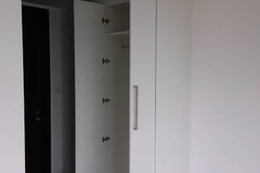 Almas @ Puteri Harbour