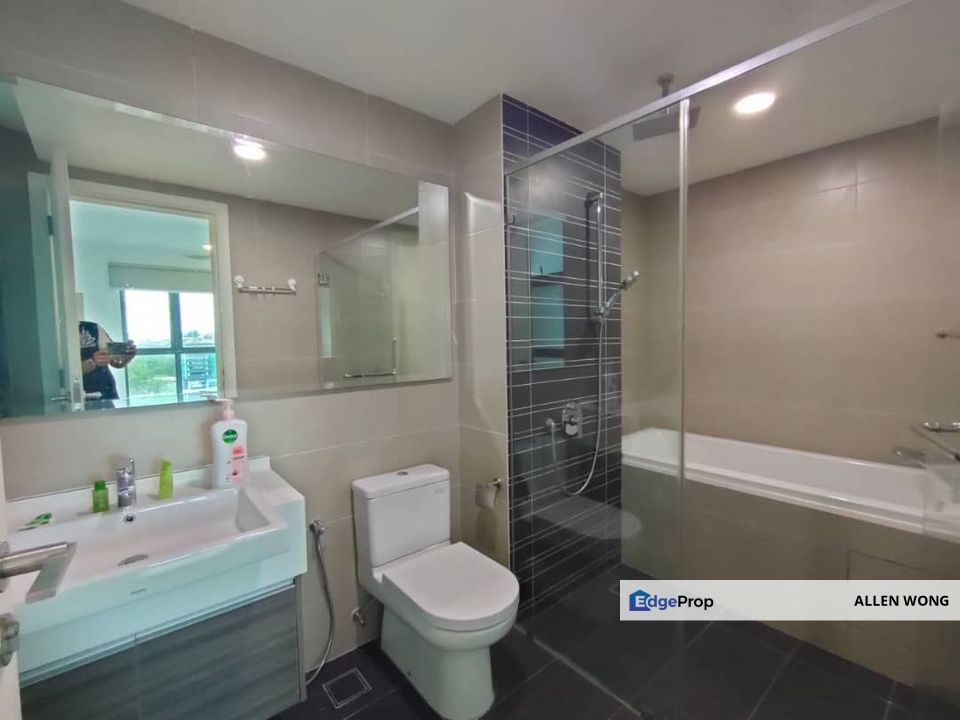 Teega Residences: Fully Furnished 2-Bed City View Unit for Sale – RM608k Nego, Johor, Kota Iskandar