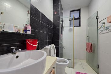 The Platino Serviced Apartment