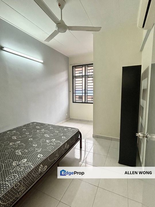 For Rent: Spacious 4BR 2-Storey Terrace House in Gated Bukit Indah – RM2800 Near Tuas & Second Link. (Call/WhatsApp)出租：武吉英达围篱保安4房双层排楼 – RM2800 近大士第二通道, Johor, Bukit Indah