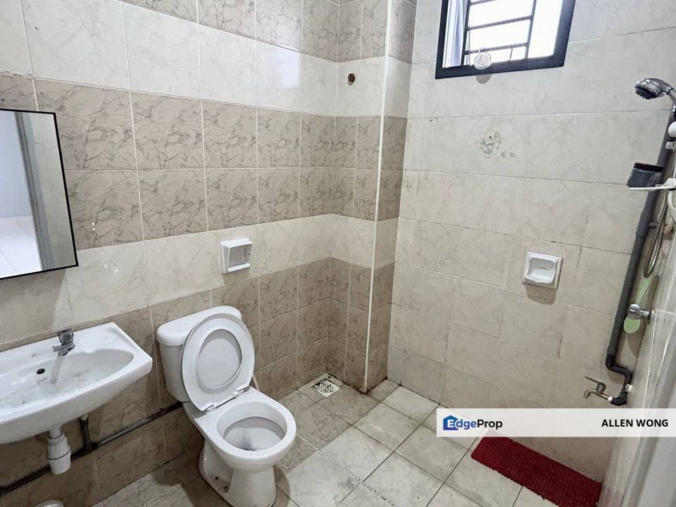 For Rent: Spacious 4BR 2-Storey Terrace House in Gated Bukit Indah – RM2800 Near Tuas & Second Link. (Call/WhatsApp)出租：武吉英达围篱保安4房双层排楼 – RM2800 近大士第二通道, Johor, Bukit Indah