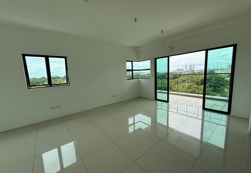 Ujana Executive Apartment