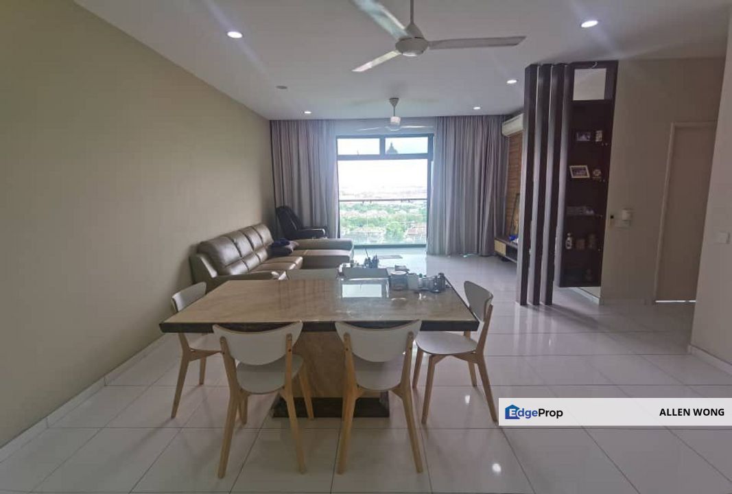 Common Room with Private Bathroom @ Skyloft, Bukit Indah, Johor, Johor Bahru