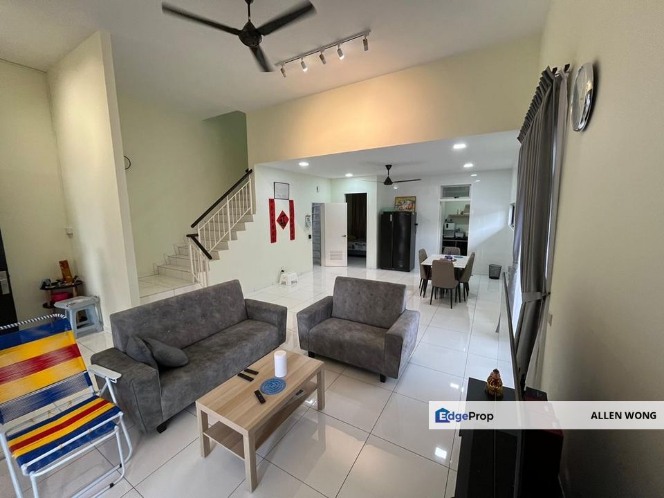 Bukit Indah Avenue 26: Fully Renovated End Lot with 2,011 sq ft Land for Sale, Johor, Johor Bahru