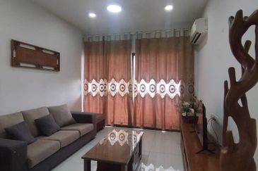 Baypoint @ Country Garden Danga Bay