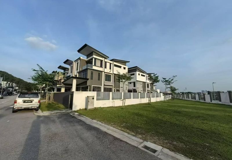 Winter Pavilion @ Taman Nusa Sentral