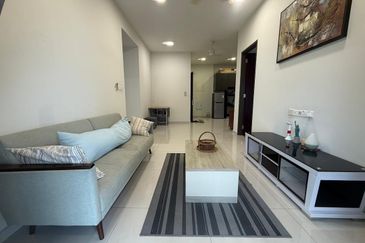 Baypoint @ Country Garden Danga Bay