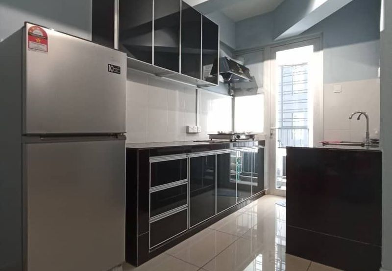 Midas Perling Apartment