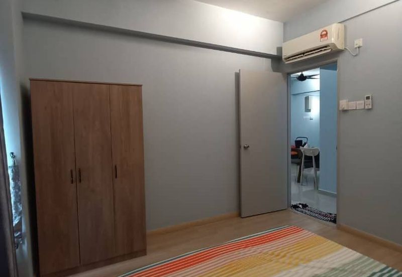 Midas Perling Apartment