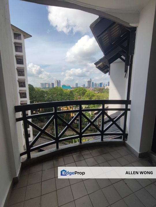 Rare Large Layout Condo For Sale 😍
3 Bedrooms • 2 Balconies • Freehold Title, Johor, Johor Bahru