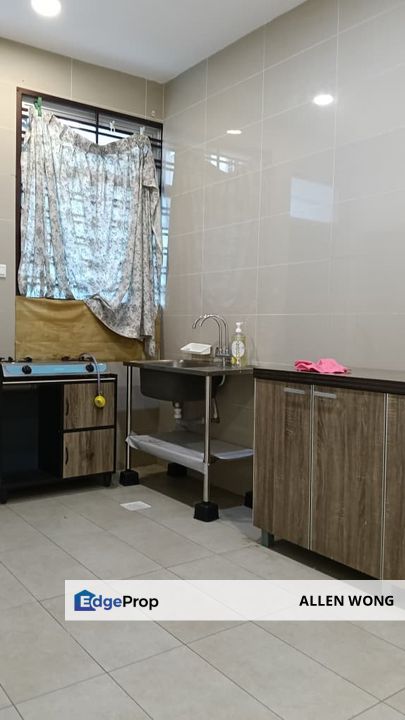 Ready to Move In! Well-Equipped 4-Bedroom House at Indahpura 位于古来 Indahpura 热门地段，交通便利，环境优美, Johor, Kulai