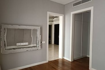 Pavilion Ceylon Hill 3 Storey Bungalow - Prime Location In the Heart of KL City