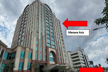 Menara Axis