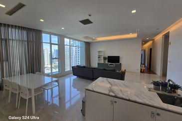 Quadro Residences