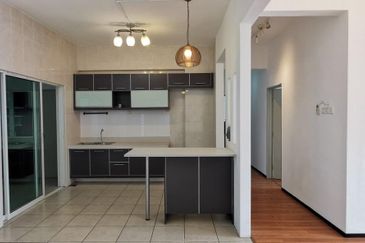 Rosvilla Condominium