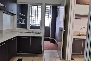 Rosvilla Condominium