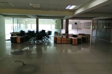 2.5 Storey Semi-D Factory Bukit Permai Cheras (Q2716)