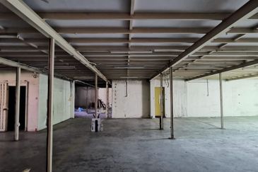 2.5 Storey Semi-D Factory Bukit Permai Cheras (Q2716)