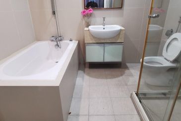 231 TR Serviced Suite