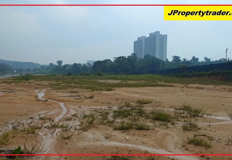 Commercial Land Corner Mainroad Jalan Semenyih  (Q4992)